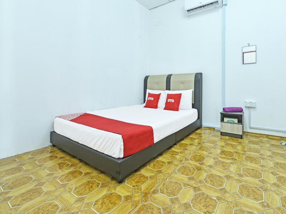 Spot On 90181 Cz Classic Hotel Kota Bharu Exterior foto