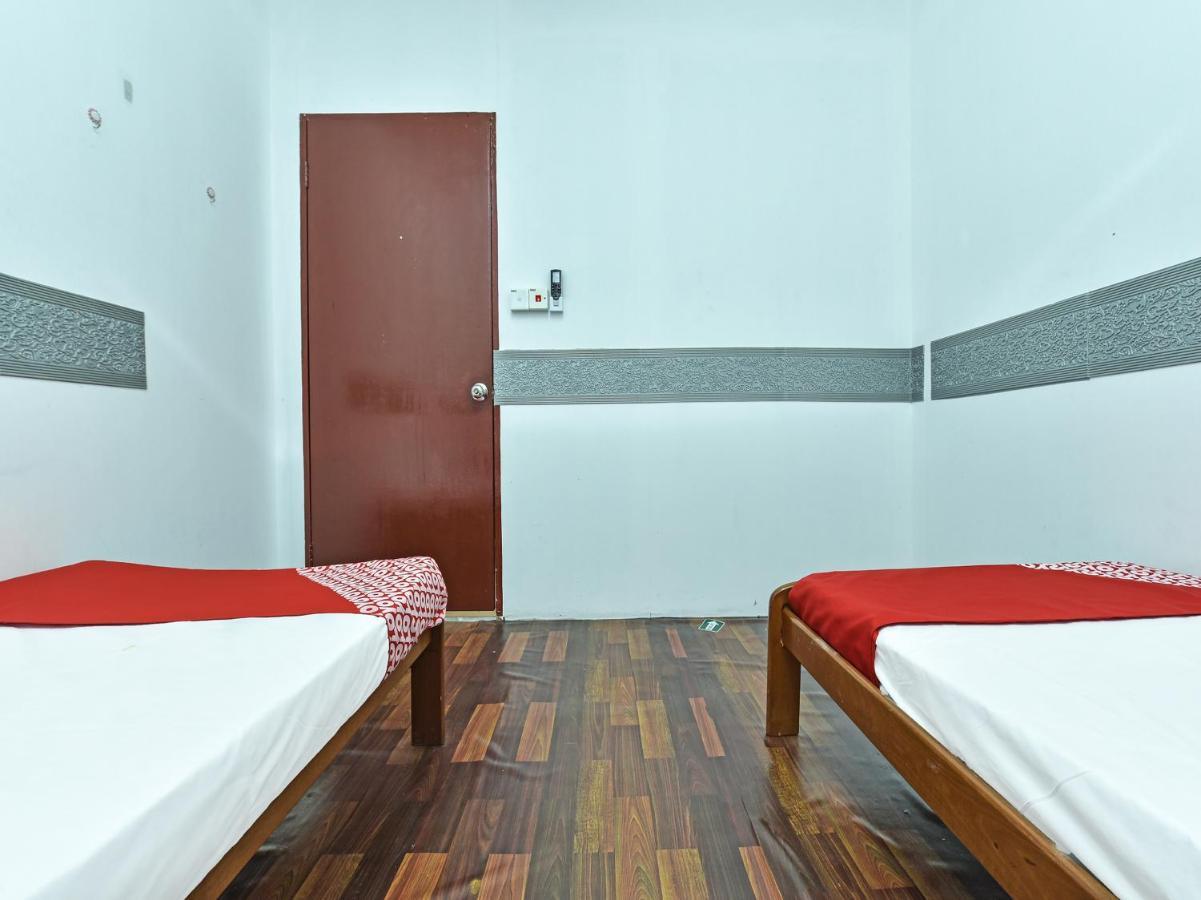 Spot On 90181 Cz Classic Hotel Kota Bharu Exterior foto